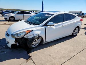 Hyundai Elantra GLS 1.8L 4 2013