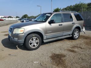 Ford Explorer XLT 4.0L 6 2006