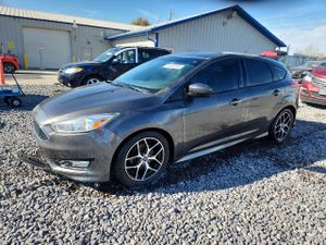 Ford Focus SE 2.0L 4 2015