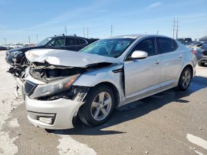 Kia Optima LX 2.4L 4 2015