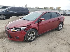 Ford Focus SE 2.0L 4 2014