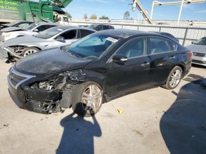 Nissan Altima 3.5S 3.5L 6 2013