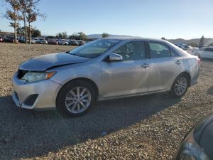 Toyota Camry HYBRID 2.5L 4 2012
