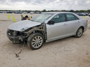 Toyota Camry L 2.5L 4 2014