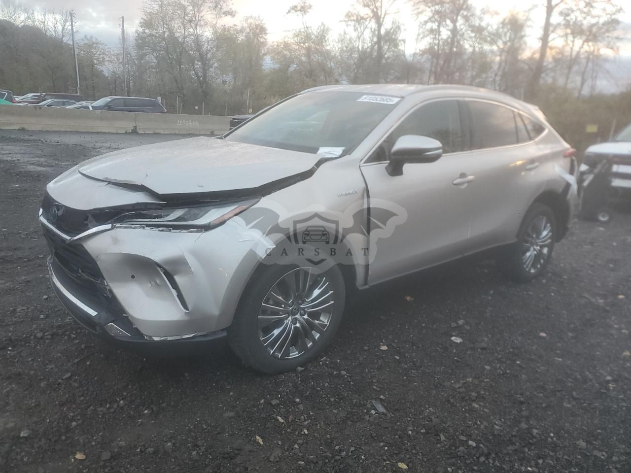 Toyota Venza LE 2.5L 4 2021