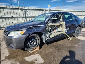 Toyota Camry BASE 2.5L 4 2011