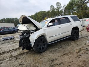 Cadillac Escalade LUXURY 6.2L 8 2015