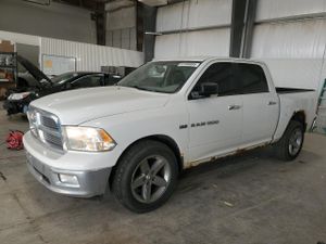 Dodge RAM 5.7L 8 2011