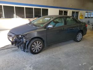 Toyota Corolla BASE 1.8L 4 2013