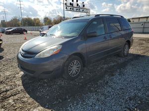 Toyota Sienna CE 3.5L 6 2009