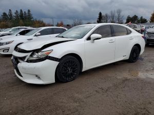 Lexus ES 300H 2.5L 4 2013