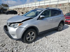 Toyota Rav4 XLE 2.5L 4 2015