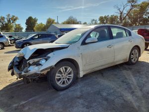 Nissan Altima BASE 2.5L 4 2011