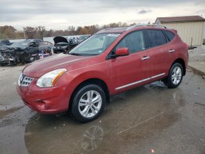 Nissan Rogue S 2.5L 4 2012