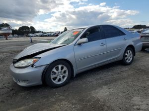 Toyota Camry LE 3.0L 6 2005