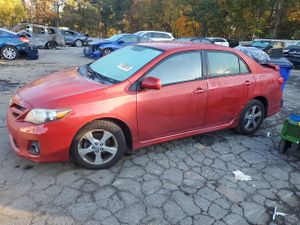 Toyota Corolla BASE 1.8L 4 2013