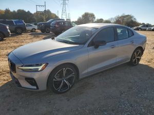 Volvo S60 PLUS 2.0L 4 2024
