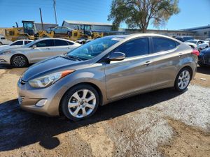 Hyundai Elantra GLS 1.8L 4 2013