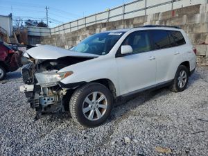Toyota Highlander BASE 3.5L 6 2012