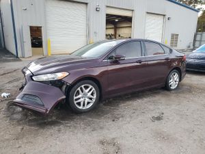 Ford Fusion SE 2.5L 4 2013