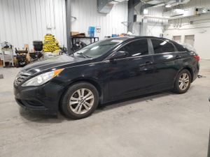 Hyundai Sonata GLS 2.4L 4 2013