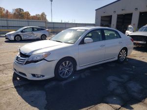 Toyota Avalon BASE 3.5L 6 2011