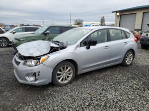 Subaru Impreza PREMIUM 2.0L 4 2013