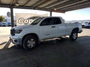 Toyota Tundra DOUBLE CAB SR5 4.6L 8 2012