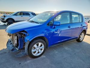 Nissan Versa S 1.8L 4 2012