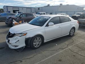 Toyota Avalon BASE 3.5L 6 2011
