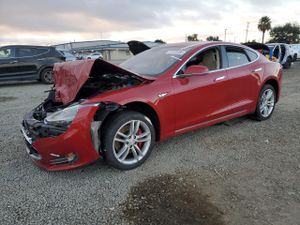 Tesla Model S 2014
