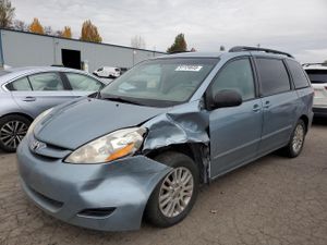 Toyota Sienna CE 3.5L 6 2008