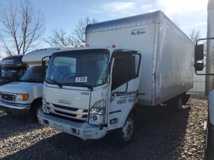 Isuzu NPR 6.6L 8 2023
