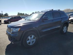 Jeep Grand Cherokee LAREDO 3.6L 6 2013