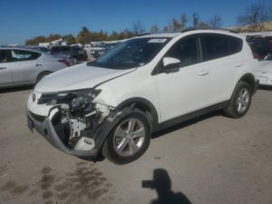 Toyota Rav4 XLE 2.5L 4 2013