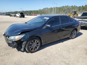 Toyota Camry LE 2.5L 4 2015