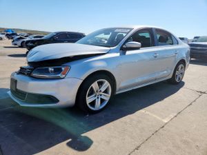 Volkswagen Jetta TDI 2.0L 4 2013