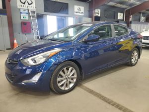 Hyundai Elantra SE 1.8L 4 2015
