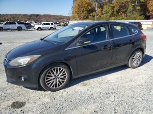 Ford Focus TITANIUM 2.0L 4 2013