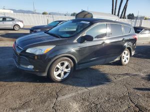 Ford Escape SE 2.5L 4 2015