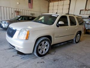 GMC Yukon SLT 5.3L 8 2011