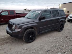 Jeep Patriot LATITUDE 2.4L 4 2015