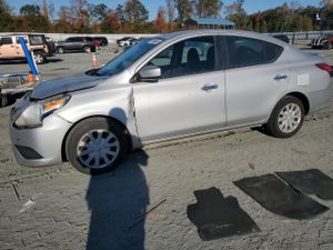 Nissan Versa S 1.6L 4 2015