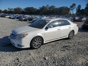 Toyota Avalon BASE 3.5L 6 2011