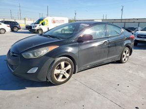 Hyundai Elantra GLS 1.8L 4 2013