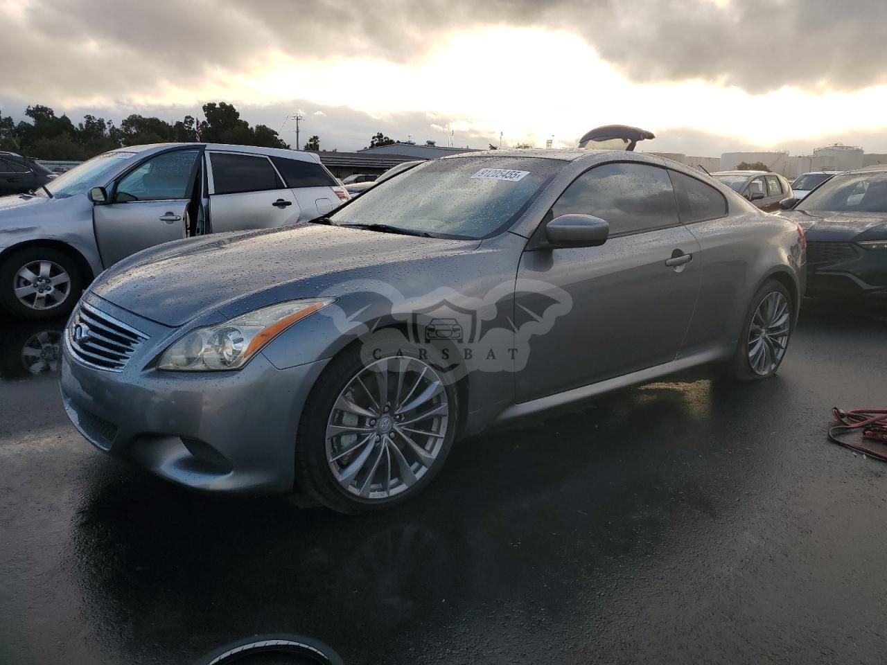 Infiniti G37 BASE 3.7L 6 2010