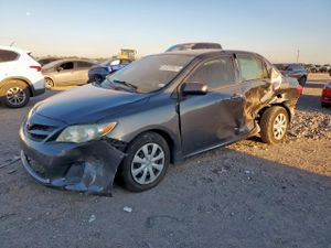 Toyota Corolla BASE 1.8L 4 2013
