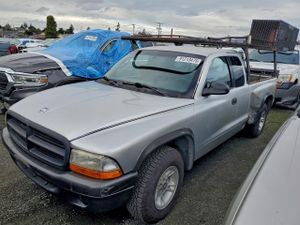 Dodge Dakota BASE 3.9L 6 2002