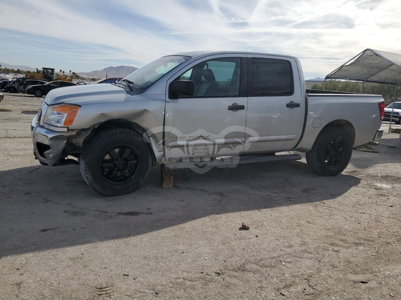 Nissan Titan S 5.6L 8 2012