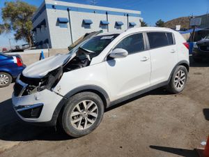 Kia Sportage LX 2.4L 4 2015